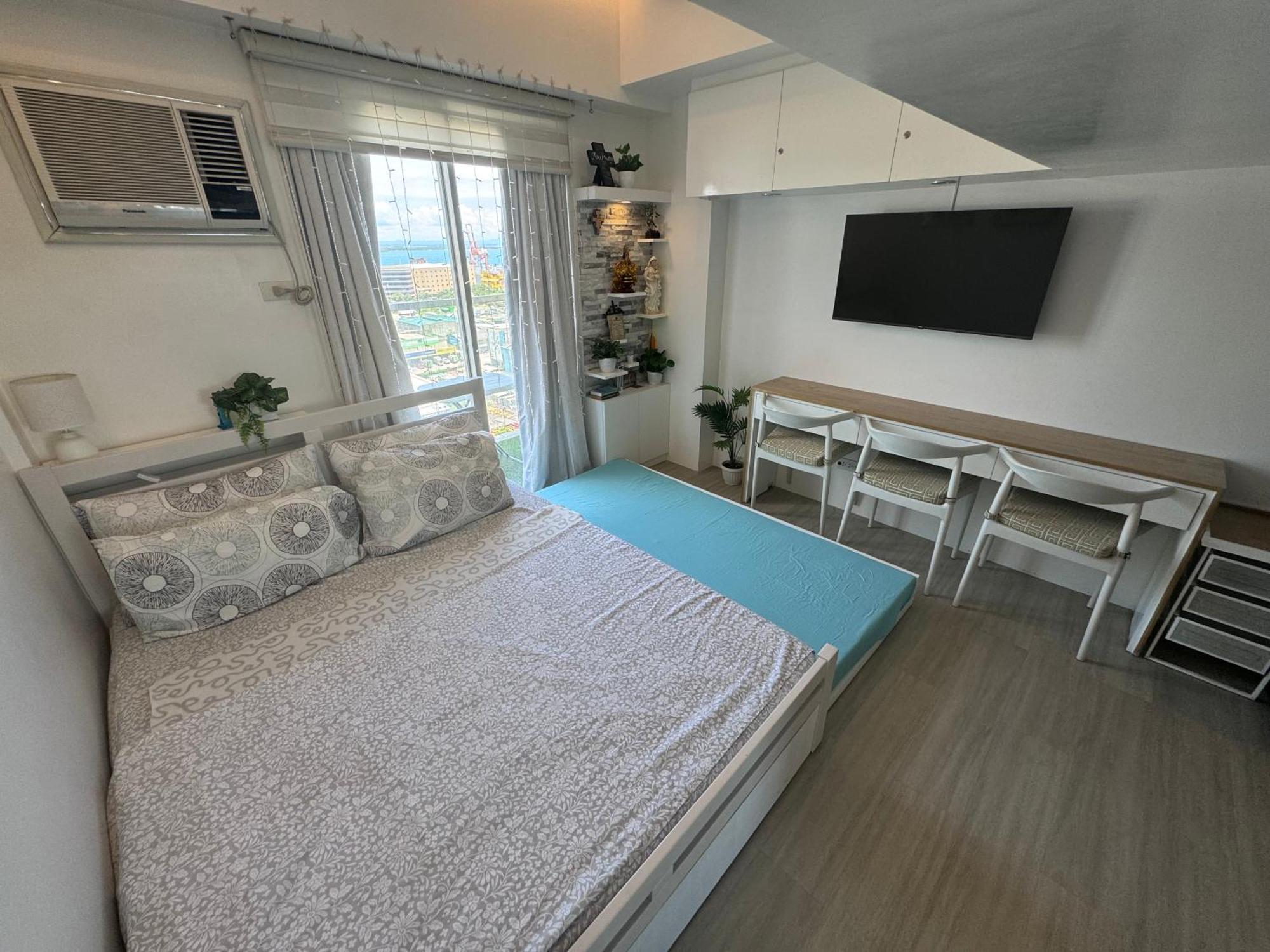 Luxanos Condo Place- Sunvida Tower Себу Экстерьер фото