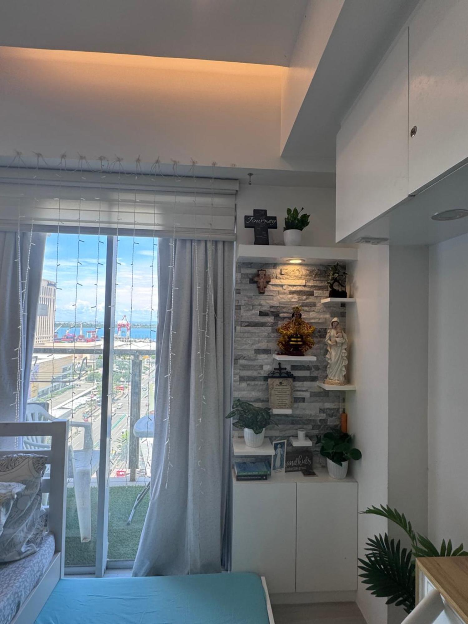 Luxanos Condo Place- Sunvida Tower Себу Экстерьер фото