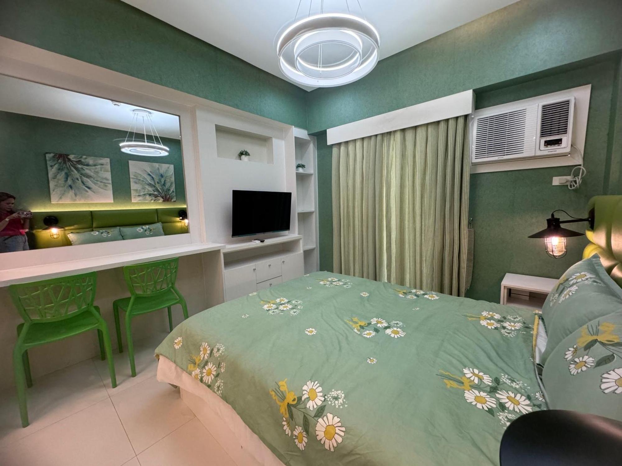Luxanos Condo Place- Sunvida Tower Себу Экстерьер фото
